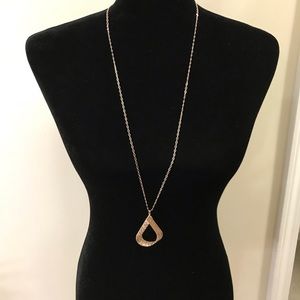 Adjustable rose gold necklace....